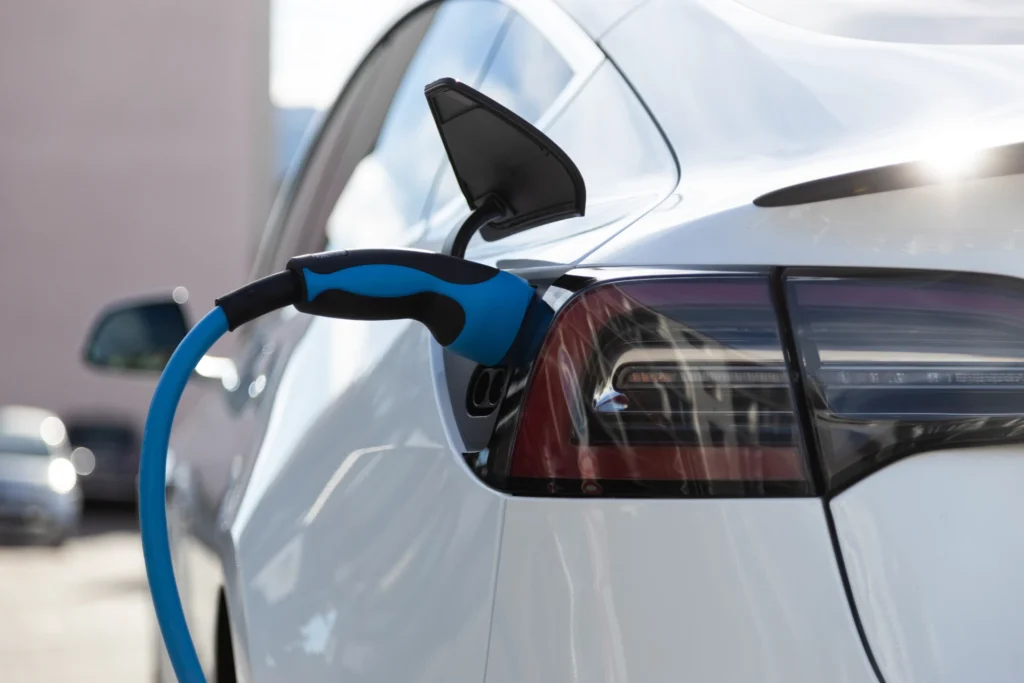 puntos de recarga eléctrica llanes